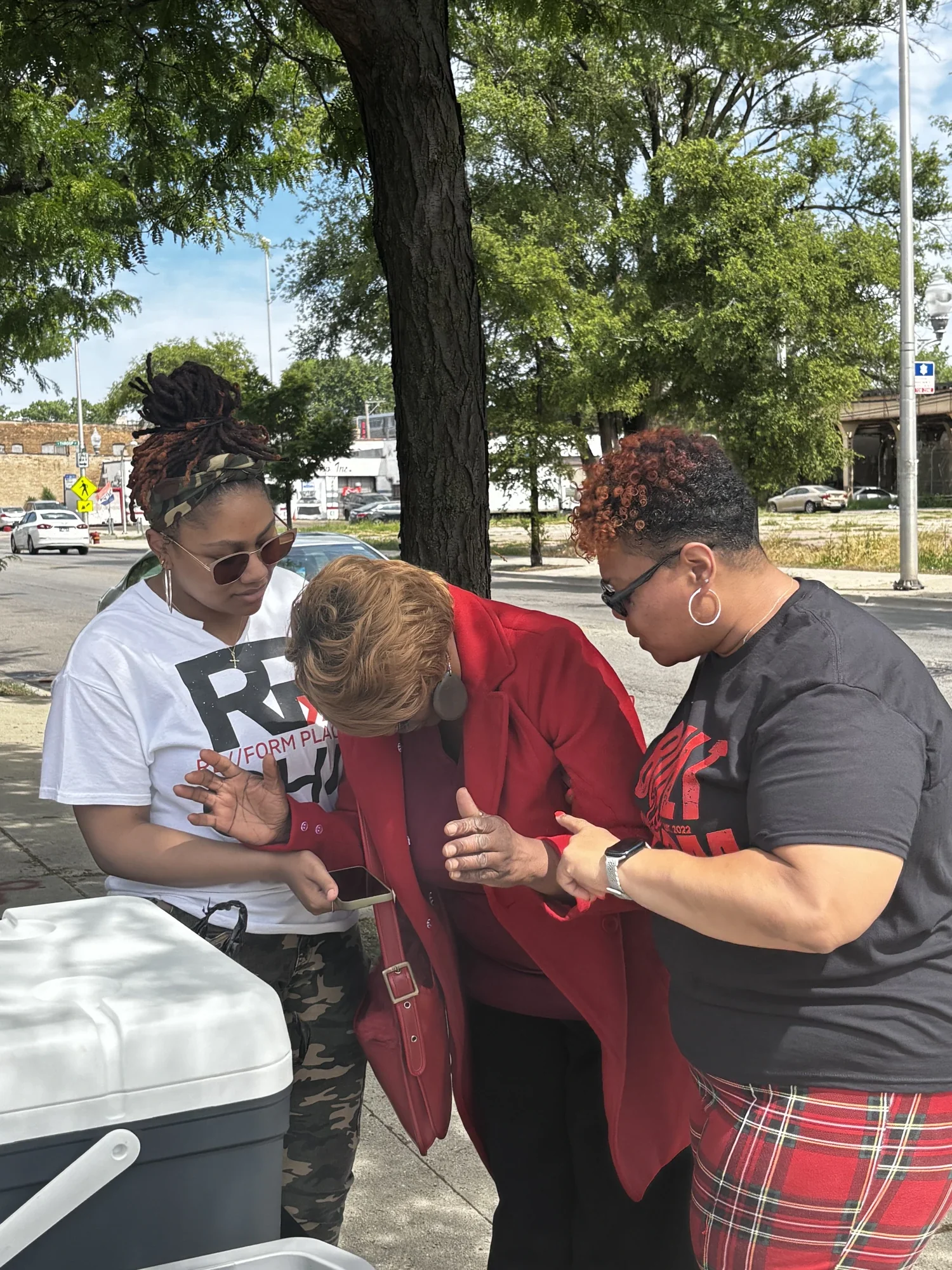 Cold drink & food distribution to the community